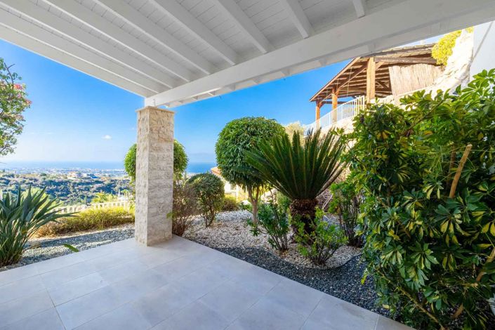 Image No.20-4 Bed House for sale