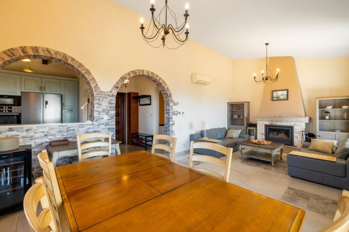 Image No.5-4 Bed House for sale