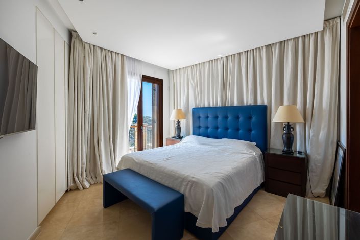 Image No.13-5 Bed House for sale