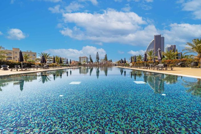 Image No.17-2 Bed Apartment for sale