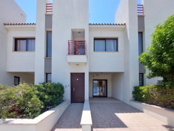 0ec002f8-86d7-41eb-aa14-c0e1ddc4d713