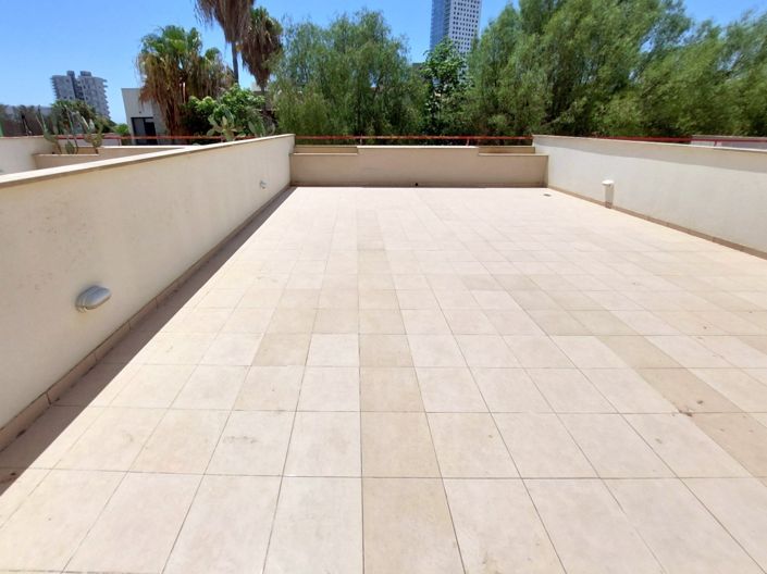 Image No.8-Maison de 3 chambres à vendre à Mouttagiaka