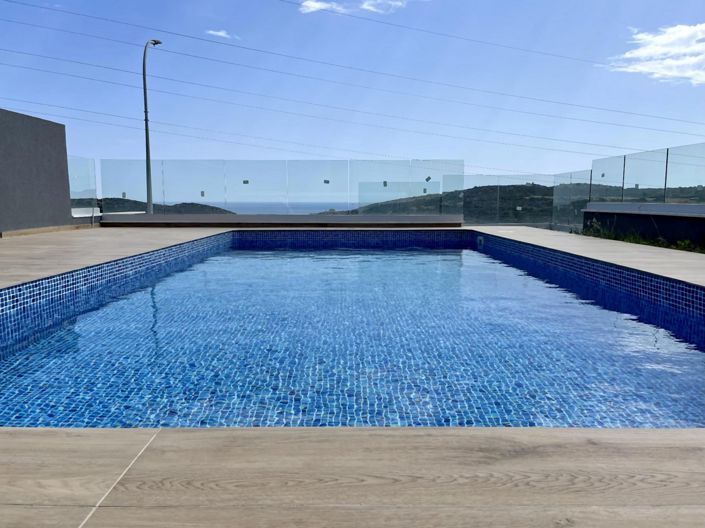 Image No.11-3 Bed House for sale