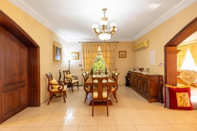 78d985c1-2098-46ef-a44b-00ca0c190963