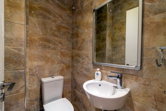 Image No.15-2 Bed Apartment for sale