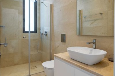 beaf72a9-12c1-4bbc-b54b-b73819de7d54