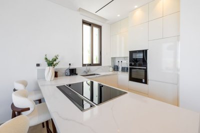 fa224e37-9800-420a-b2bf-2a39d410e9dc