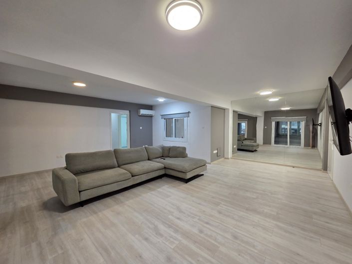 Image No.2-3 Bed Apartment for sale