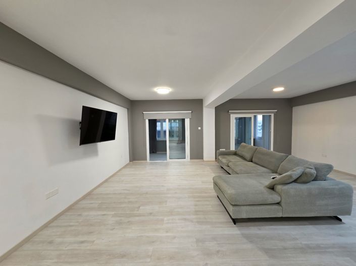 Image No.3-3 Bed Apartment for sale