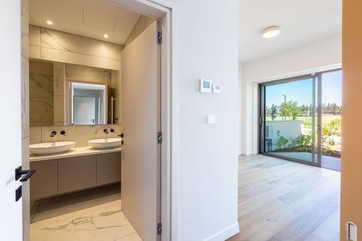 Image No.16-Appartement de 2 chambres à vendre à Limassol