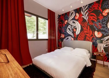 dcb5bde3-f39f-435d-bd53-541d39cb3f27