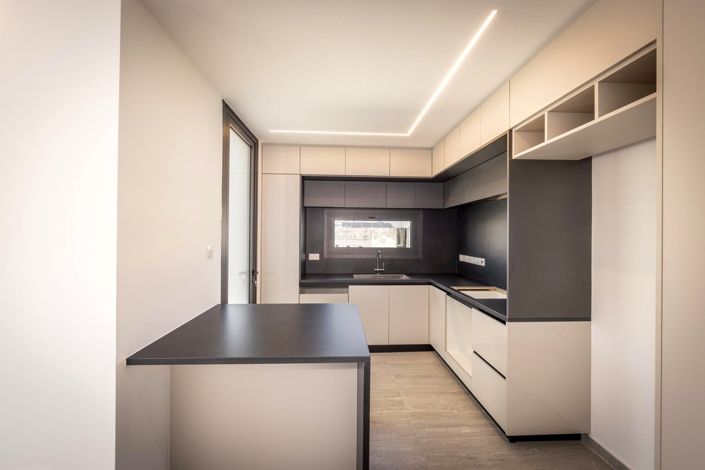 Image No.10-2 Bed Apartment for sale