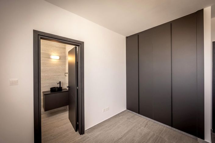 Image No.16-2 Bed Apartment for sale