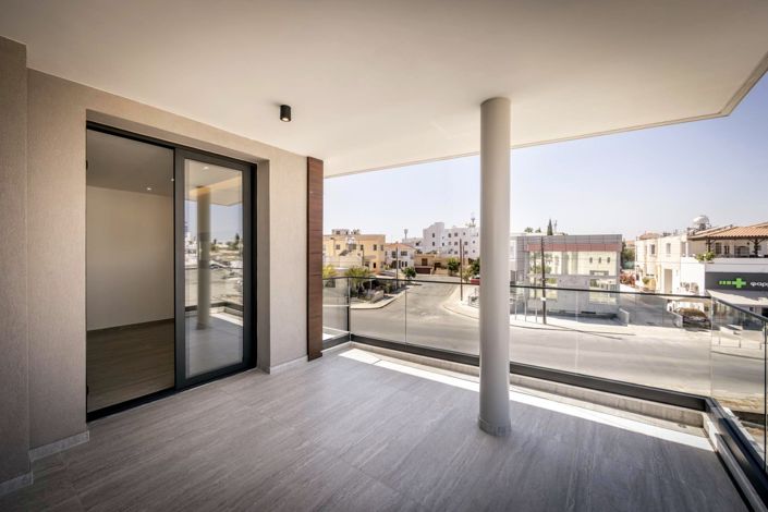 Image No.23-2 Bed Apartment for sale