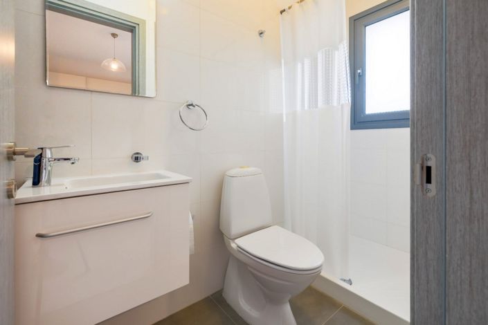 Image No.11-Appartement de 3 chambres à vendre à Mouttagiaka