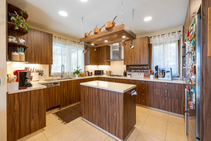 Image No.3-4 Bed House for sale