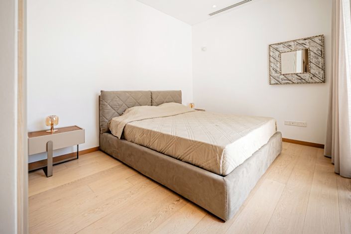 Image No.16-4 Bed House for sale