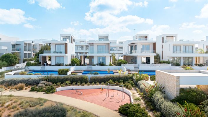 Image No.28-4 Bed House for sale