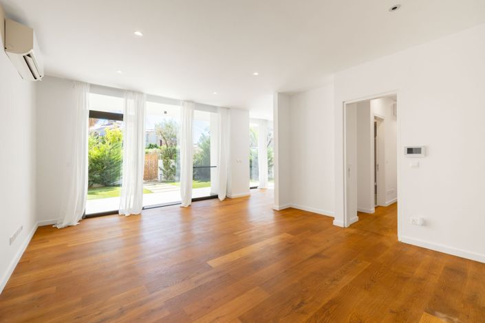 Image No.3-3 Bed Apartment for sale