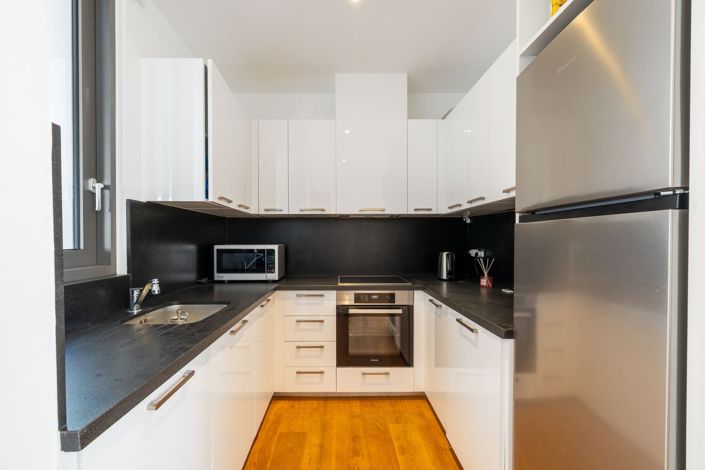 Image No.6-3 Bed Apartment for sale