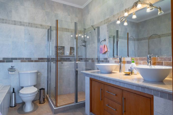 Image No.21-Maison de 6 chambres à vendre à Akoursos