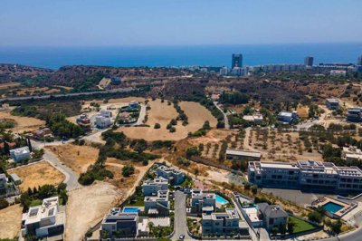 6432c7dc-69c8-449a-ab7a-ff2782888ee6