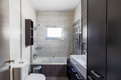 80b34d71-f43e-4e2d-9439-1be596454dcf