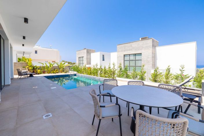 Image No.26-3 Bed House for sale