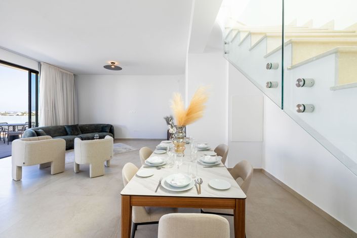 Image No.7-3 Bed House for sale