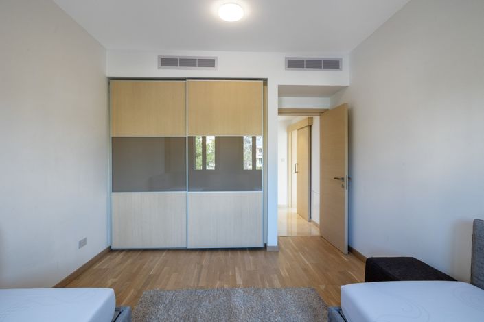 Image No.17-2 Bed Apartment for sale