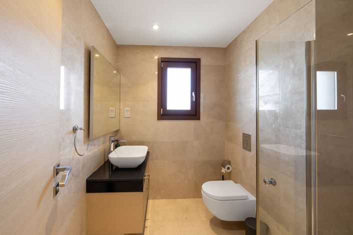 Image No.19-2 Bed Apartment for sale