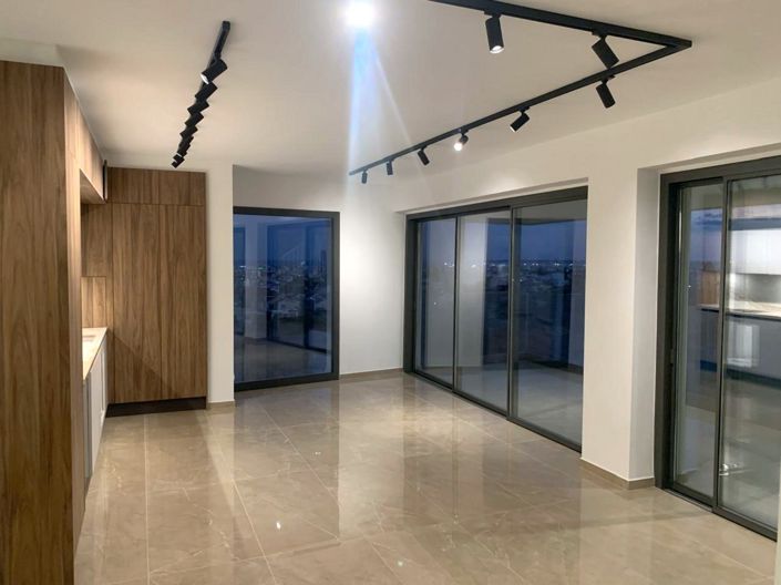 Image No.3-2 Bed Penthouse for sale