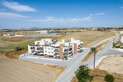 9b4ff1b8-016f-4032-8a2e-6aeea4f0af20