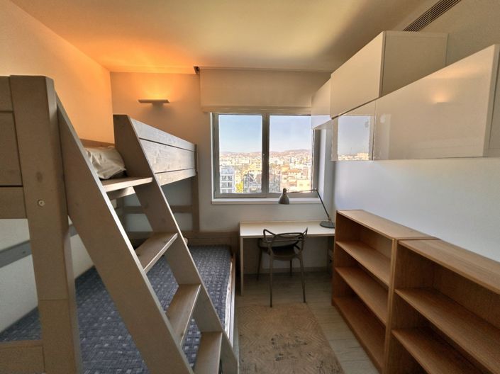 Image No.15-2 Bed Apartment for sale