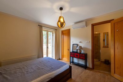 a969c61b-b1d2-4ed0-a94a-f7aa65448285