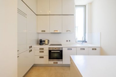 f9901f07-7e3a-4fc1-82bc-a4ee0203bbb9