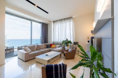 a6070c22-7603-4dfa-80e9-5b4ed5e65a46