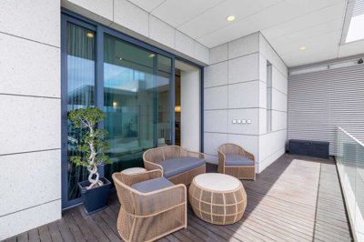 2e5be81f-45d1-4ecd-9422-9830a980bd86