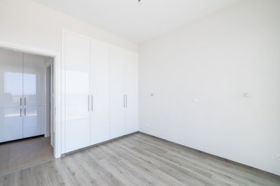 b70eb309-bdeb-4c3e-be8c-7ffcf861fc05