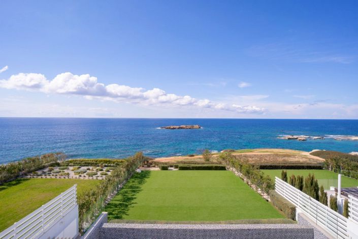 Image No.1-5 Bed House for sale