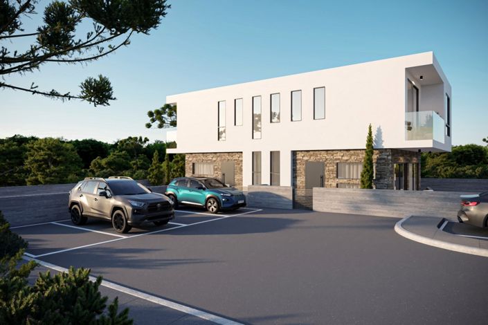 Image No.10-3 Bed House for sale