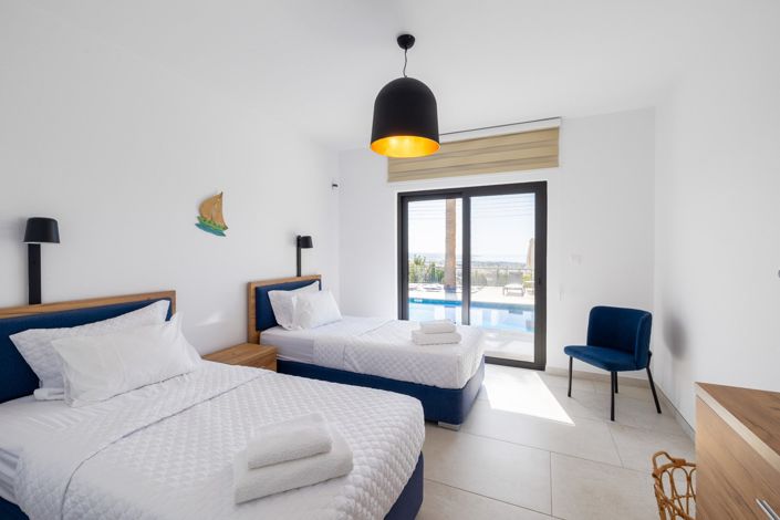 Image No.18-Maison de 4 chambres à vendre à Peyia