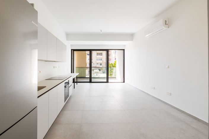 Image No.3-Studio for sale