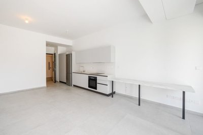 dfe6a51c-44e7-4f6e-beb1-4d2a467b176e