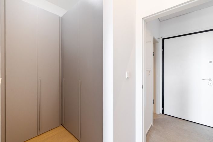 Image No.10-1 Bed Apartment for sale