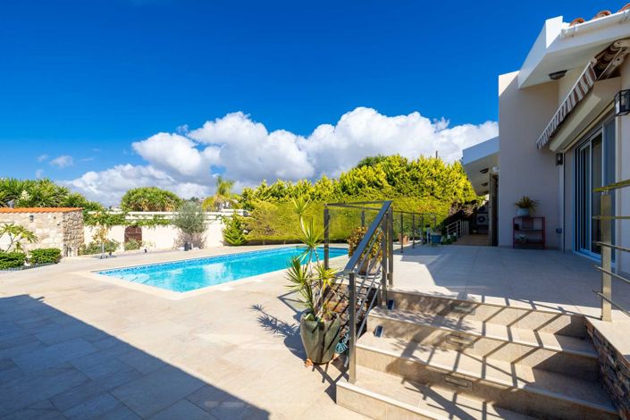 Image No.26-4 Bed House for sale