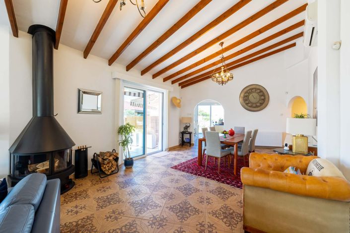 Image No.4-4 Bed House for sale