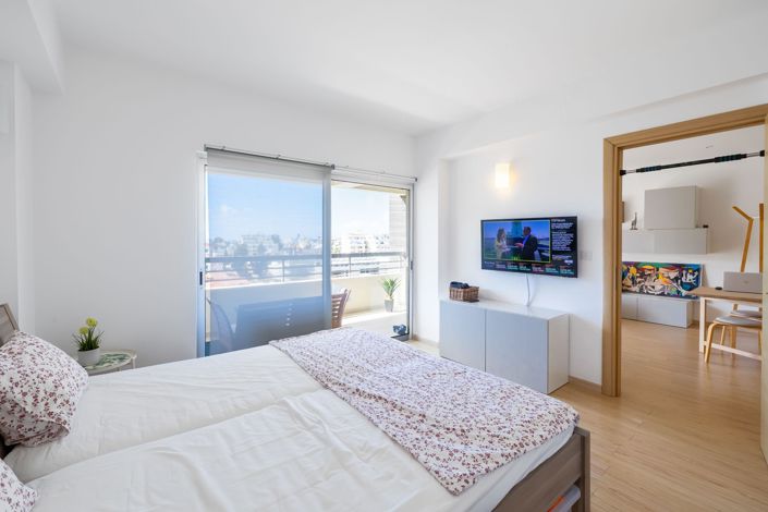 Image No.10-1 Bed Apartment for sale