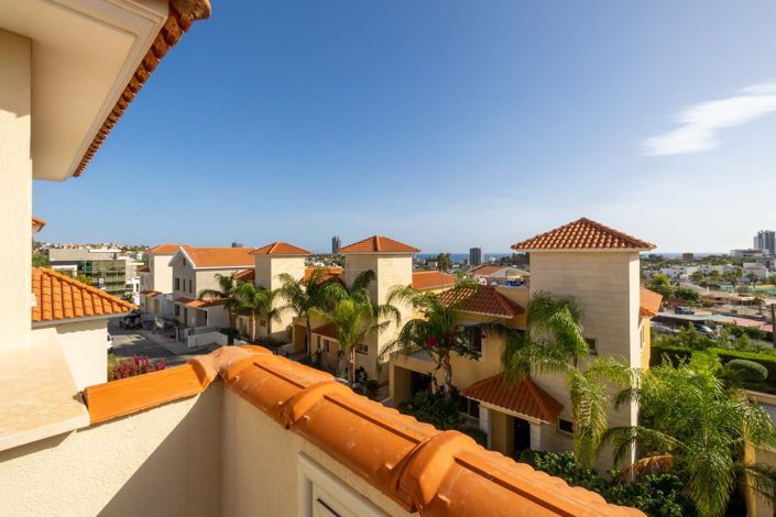 Image No.22-3 Bed House for sale