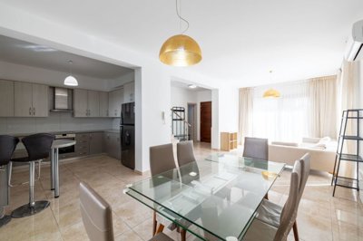 462471d1-294e-46c8-b3aa-d7aa738dbe44